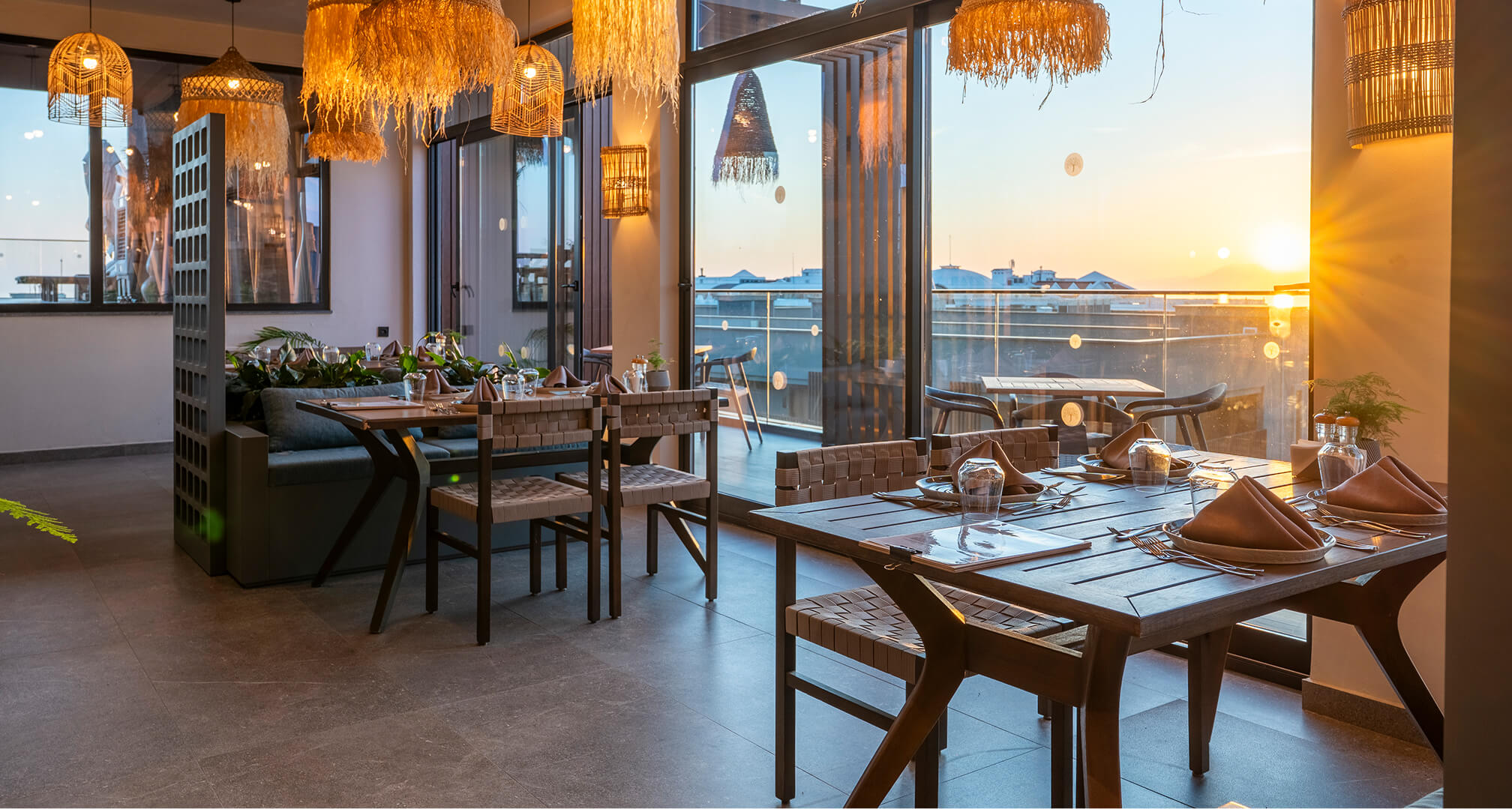 Jacaranda Luxury Gastronomi Rooftop Alacarte Galeri 10