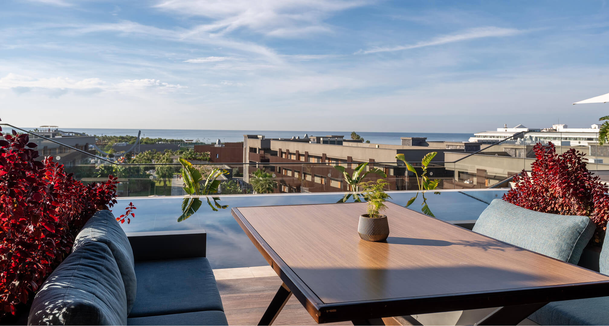 Jacaranda Luxury Gastronomi Rooftop Bar Galeri 7