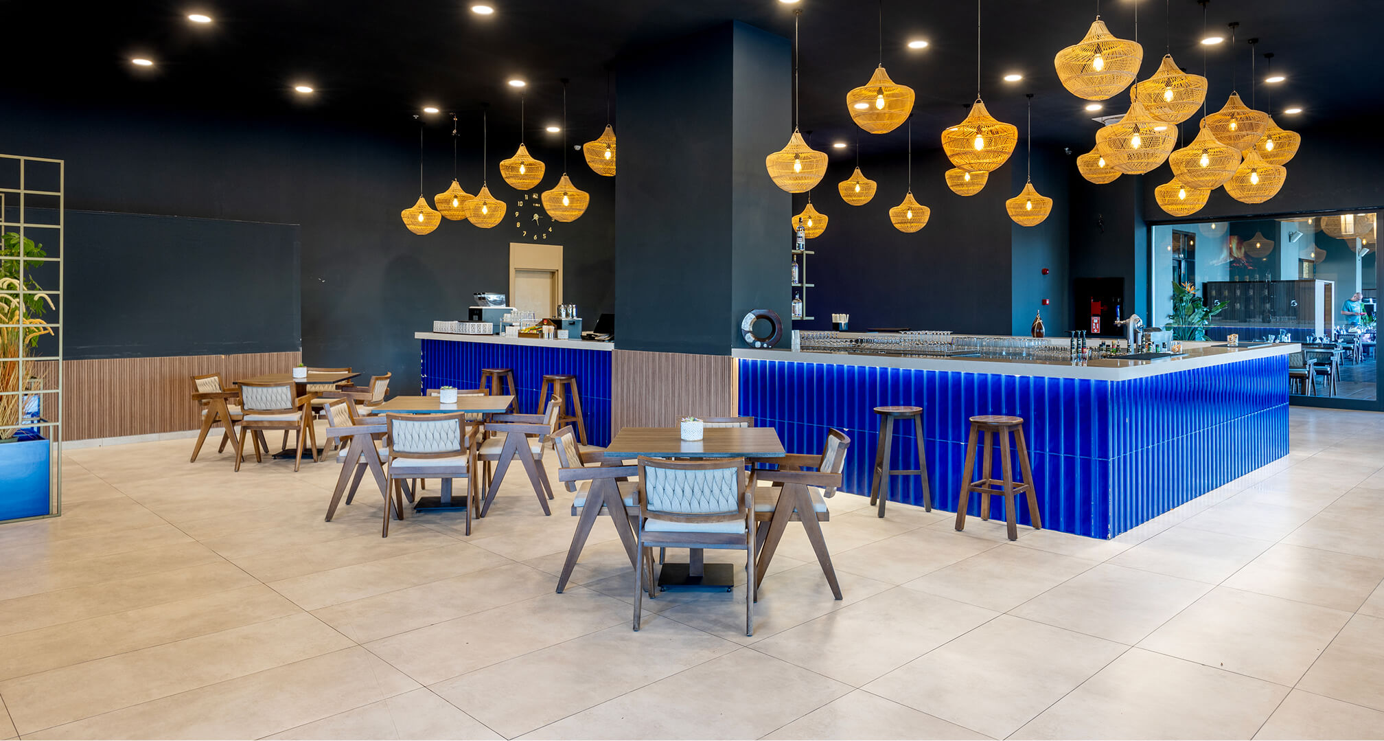 Jacaranda Luxury Gastronomi Connect Bar Galeri 4