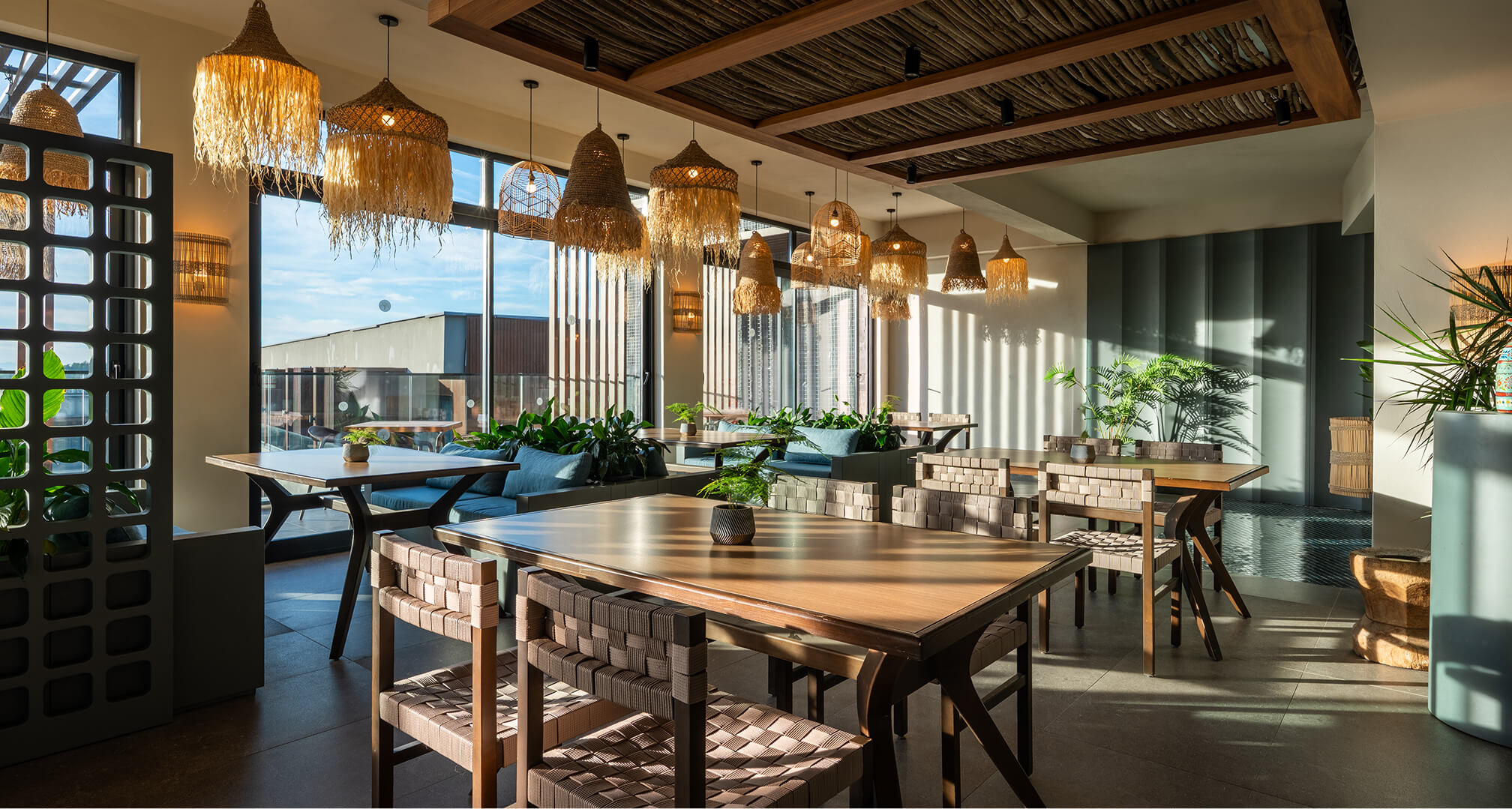 Jacaranda Luxury Gastronomi Rooftop Bar Galeri 1