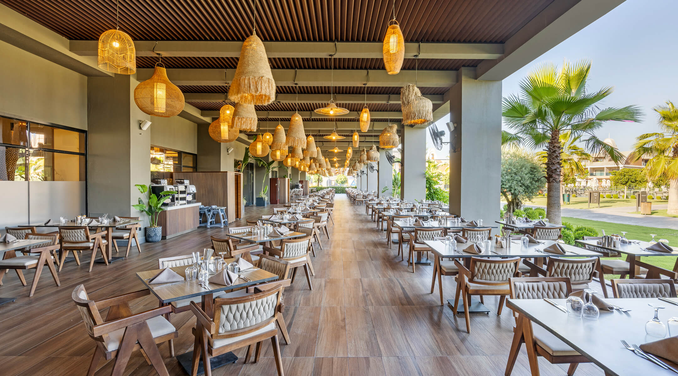Jacaranda Luxury Gastronomi Ana Restoran Banner