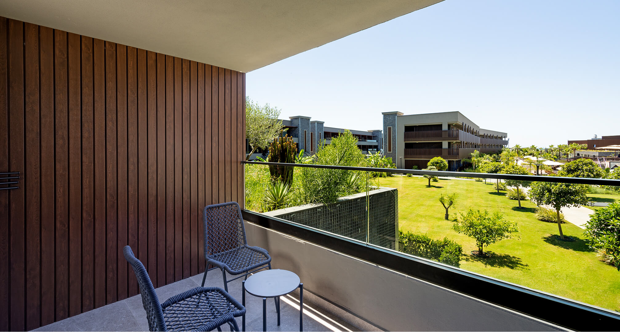 Jacaranda Luxury Konaklama Standart Bahce Manzaralı Aile Odası Galeri 3
